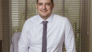 Dr. Caio de Mílio consulta especializada